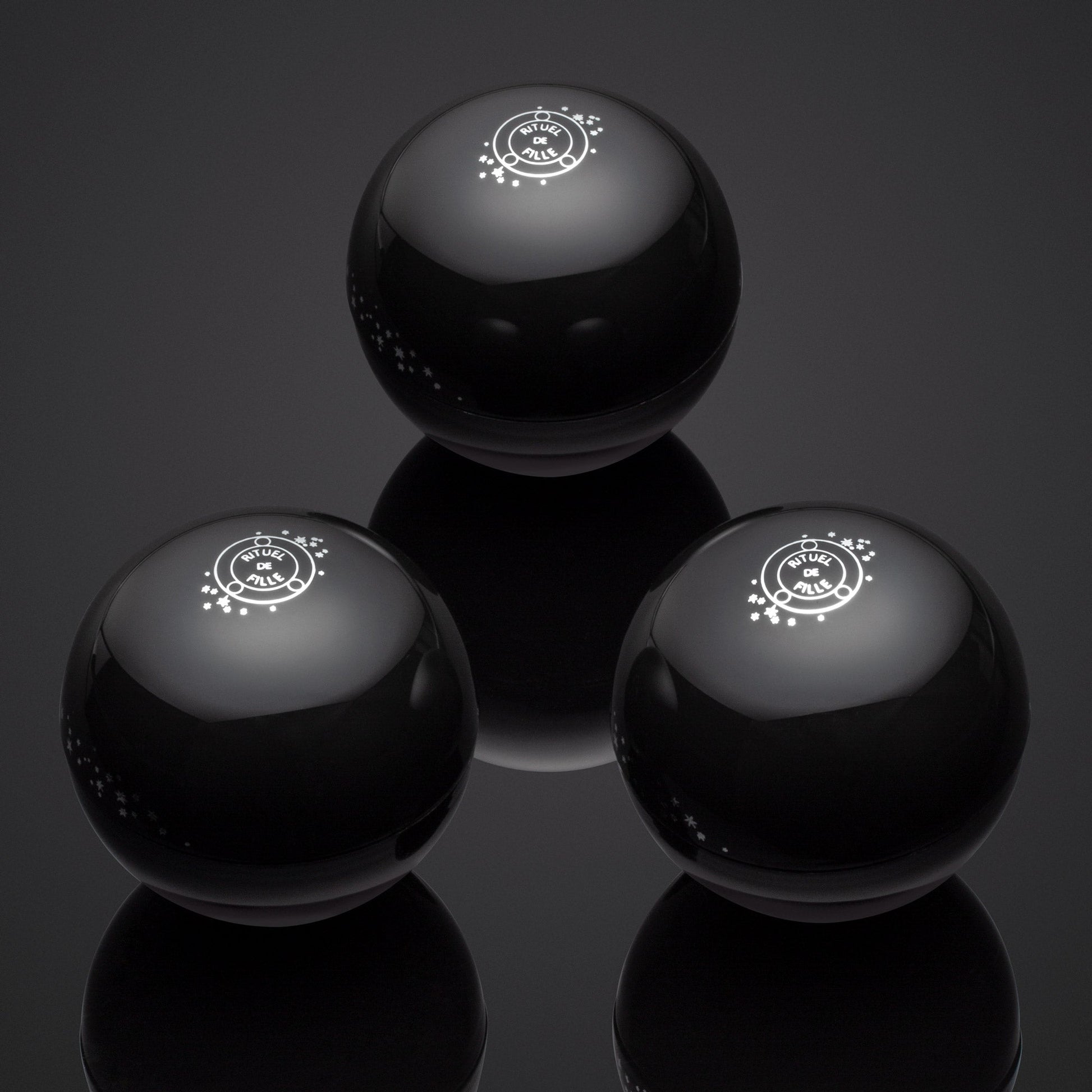 The Black Orb Seance: 3 to Share
